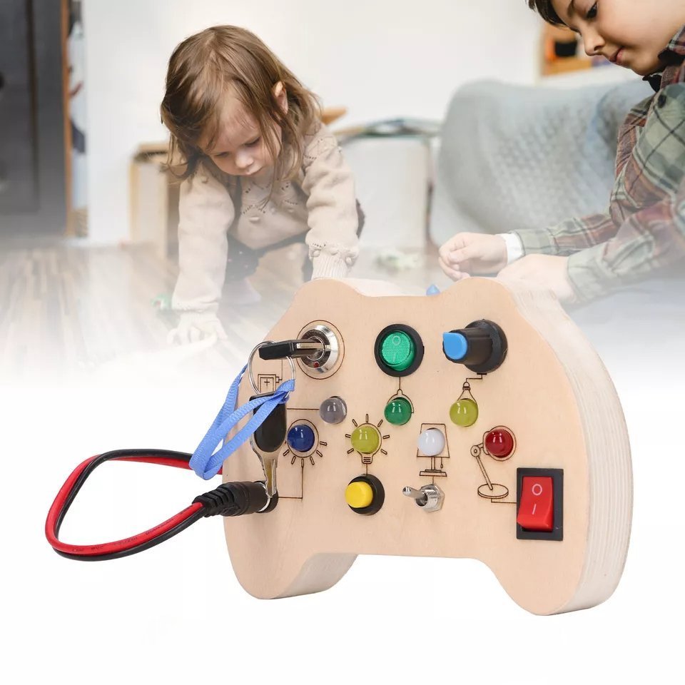 Tableau Montessori - BusyBoardCircuit™ - Manette - Universjouet.com